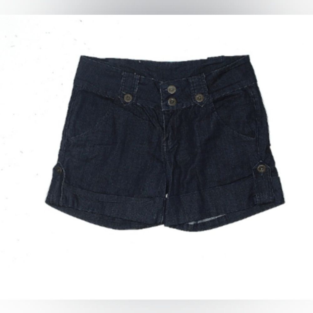 LL Bean women's lightweight denim shorts size 4 (Rox486)